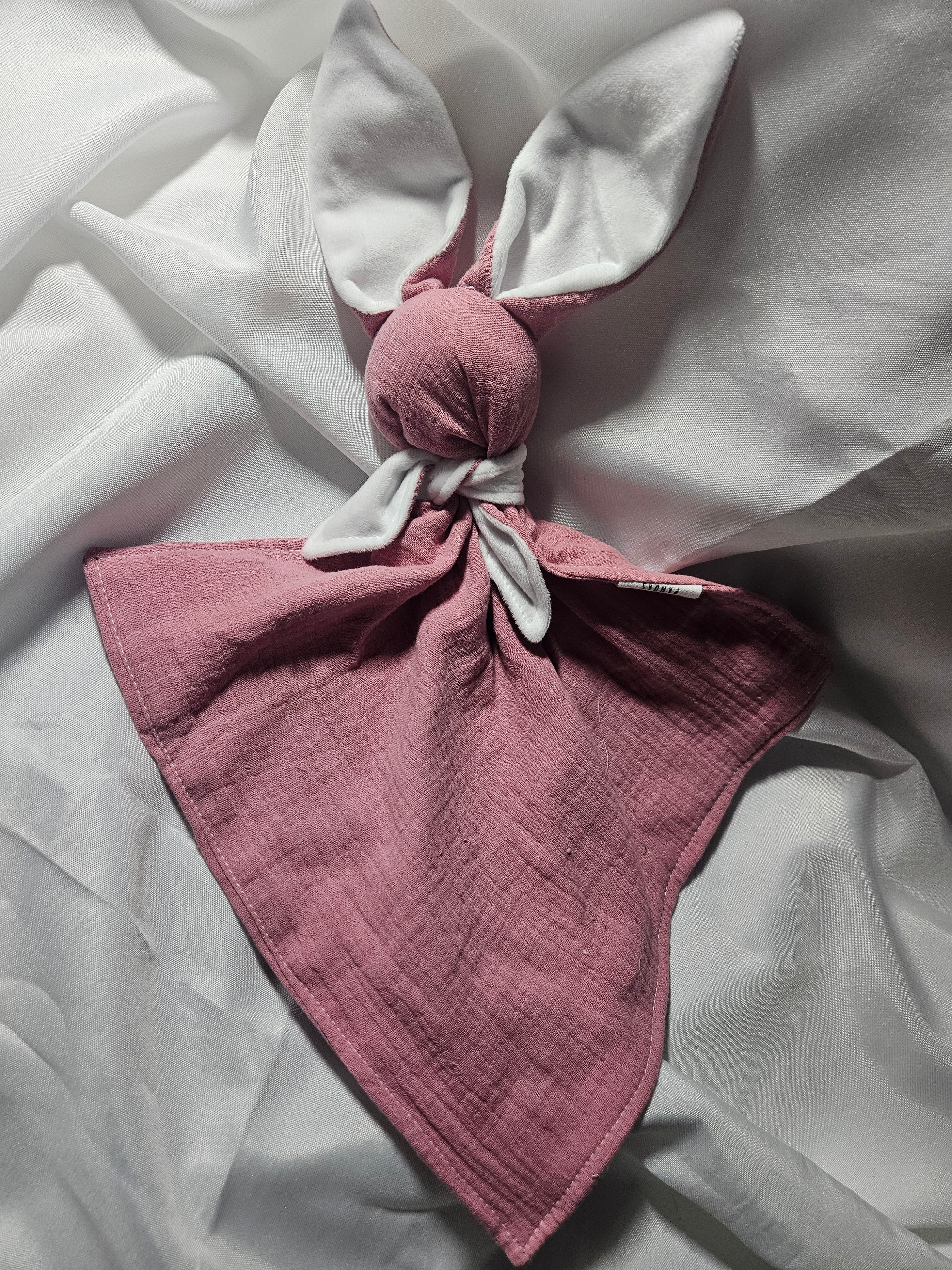 Doudou lapin rose